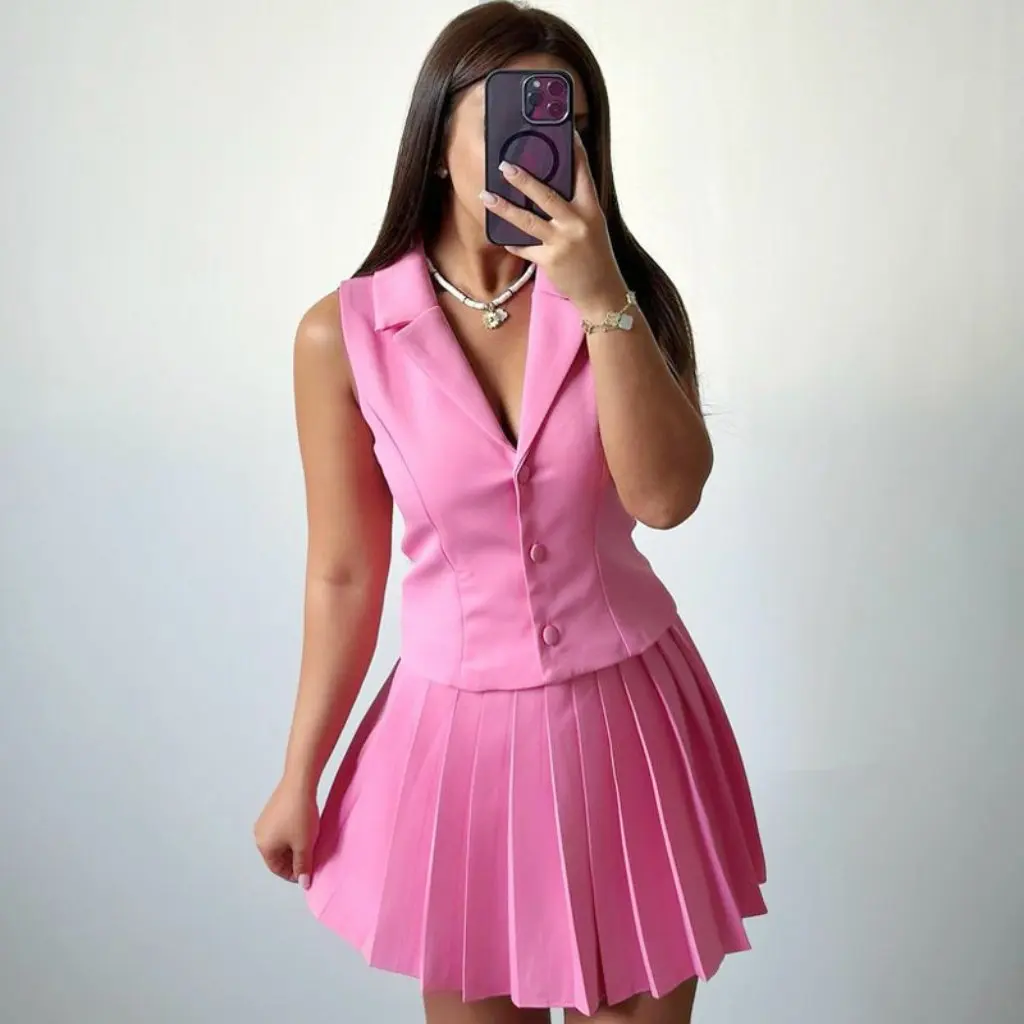 European And American Style Women's Summer Suit Pleated Skirt Set Fashion Casual Two-Piece Outfit Short Skirt Flip Top
European And American Style Women's Summer Suit Pleated Skirt Set Fashion Casual Two-Piece Outfit Short Skirt Flip Top