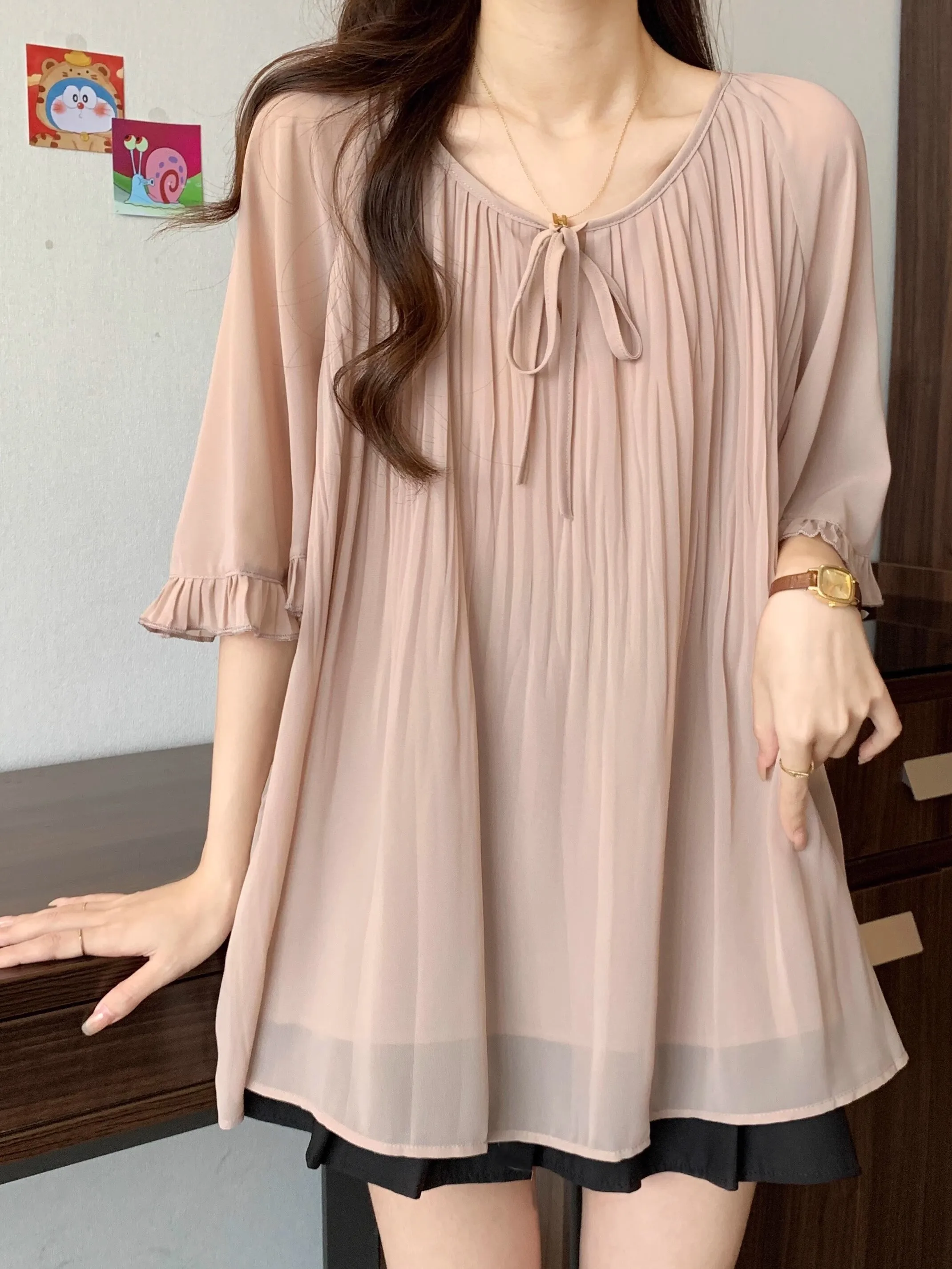 plus Size Summer New Women's Fashion Unique Short Sleeve Slimming Chiffon Top Loose Tummy Covering Korean Style Office Wear
plus Size Summer New Women's Fashion Unique Short Sleeve Slimming Chiffon Top Loose Tummy Covering Korean Style Office Wear