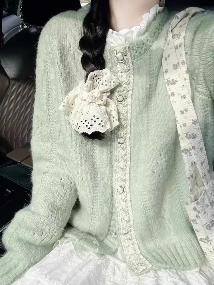 Fashion Sweet Cardigan O Neck Long Sleeve Lace Patchwork Single Breasted Sweaters All Match Autumn Winter 2024 Women's Clothing
Fashion Sweet Cardigan O Neck Long Sleeve Lace Patchwork Single Breasted Sweaters All Match Autumn Winter 2024 Women's Clothing