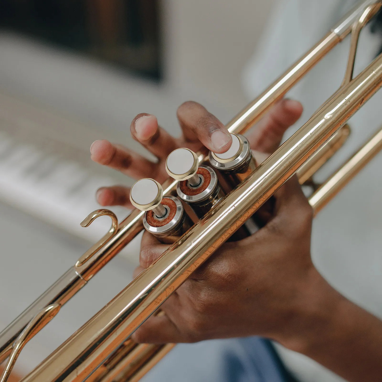 Sturdy Copper Trumpet Button Buckle Piston Button Snap Press Cover Long Term Use Guaranteed Trumpet Accessories Portable Musical
Sturdy Copper Trumpet Button Buckle Piston Button Snap Press Cover Long Term Use Guaranteed Trumpet Accessories Portable Musical