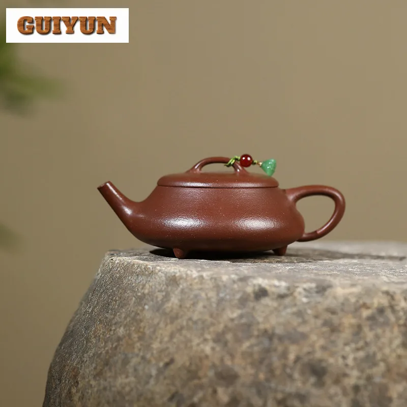 180ml Vintage Yixing Purple Clay Teapots Handmade Bridge Scoop Pot Raw Ore Purple Jade Gold Sand Kettle Chinese Zisha Teaset Cha
180ml Vintage Yixing Purple Clay Teapots Handmade Bridge Scoop Pot Raw Ore Purple Jade Gold Sand Kettle Chinese Zisha Teaset Cha