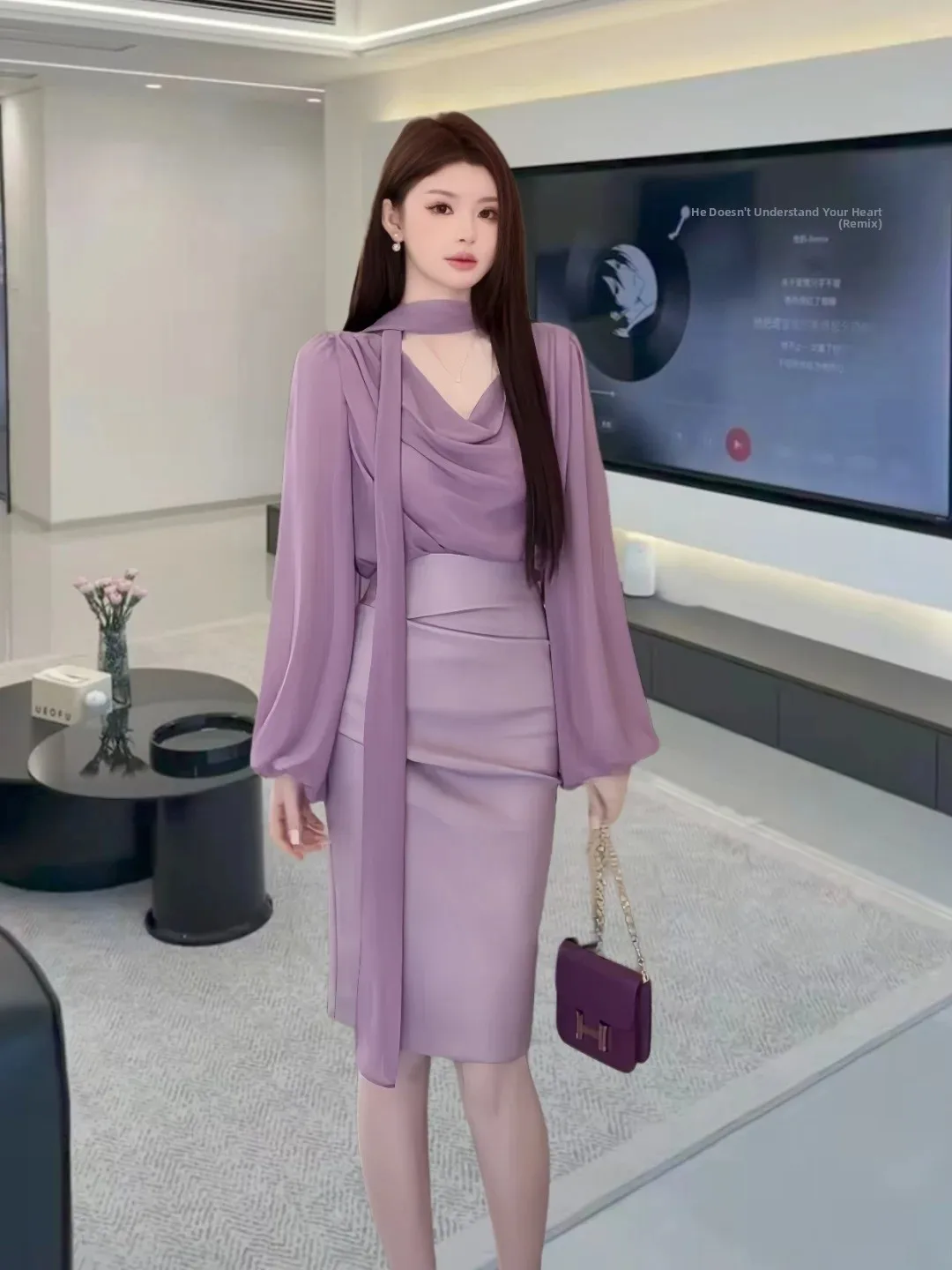 Keni Elegant � � Oversized Shirt with Sash Women's Early Autumn plus Size Short Skirt Purple Set A-Line High Waist Long Sleeve
Keni Elegant � � Oversized Shirt with Sash Women's Early Autumn plus Size Short Skirt Purple Set A-Line High Waist Long Sleeve