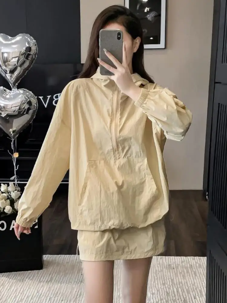 Casual Sports Women's Sets Summer Thin Sunscreen Hooded Short Sleeve T-shirt+fashion Straight Skirt Two-piece Set For Women
Casual Sports Women's Sets Summer Thin Sunscreen Hooded Short Sleeve T-shirt+fashion Straight Skirt Two-piece Set For Women