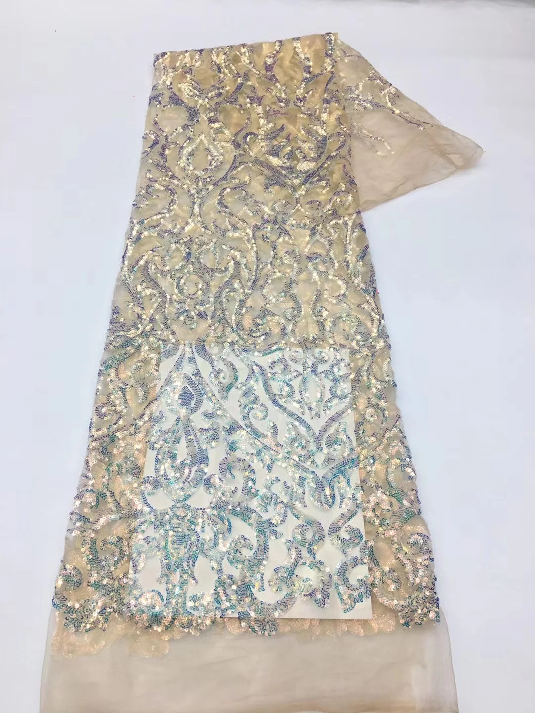 African Lace Fabric 2023 High Quality French Nigerian Embroidered Tulle Sequins Lace Fabric for Women Wedding XX5445
African Lace Fabric 2023 High Quality French Nigerian Embroidered Tulle Sequins Lace Fabric for Women Wedding XX5445