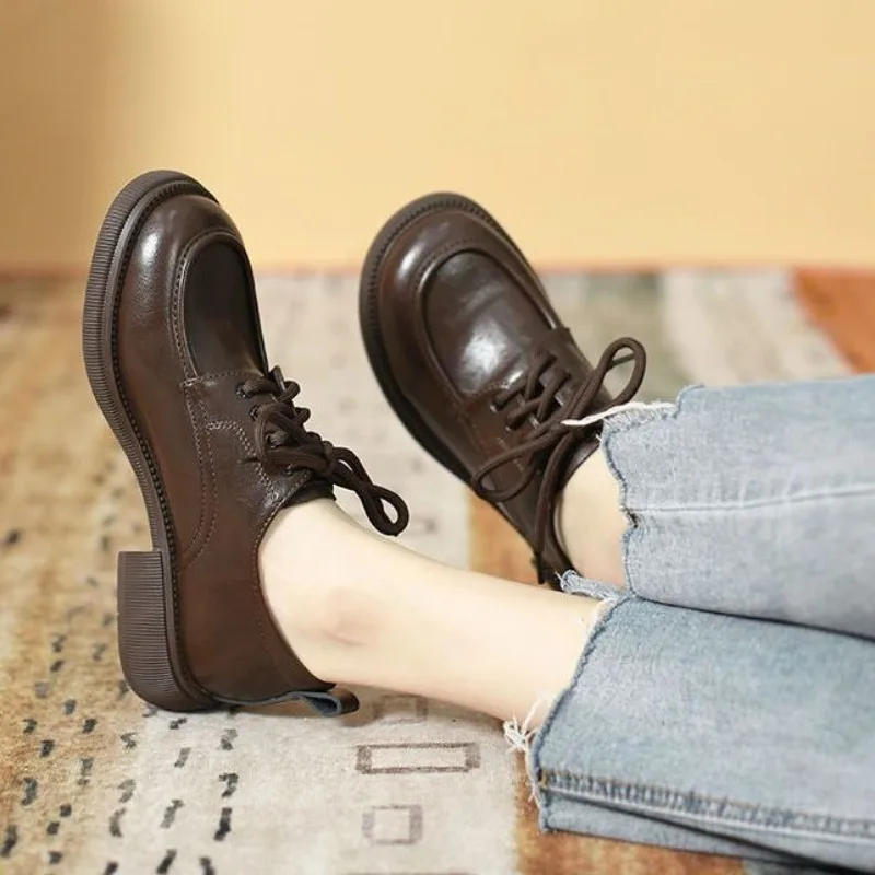 2026 Women's British Style Loafers Spring Autumn New Office Work Shoes Casual Black Brown Thin Leather Flats
2026 Women's British Style Loafers Spring Autumn New Office Work Shoes Casual Black Brown Thin Leather Flats