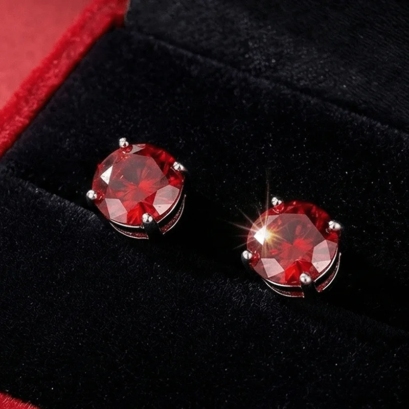 1pair 0.5/ 2 Carat Fashion Red Round Synthetic Moissanite Four-claw Earrings, Elegant and Grand Style.
1pair 0.5/ 2 Carat Fashion Red Round Synthetic Moissanite Four-claw Earrings, Elegant and Grand Style.