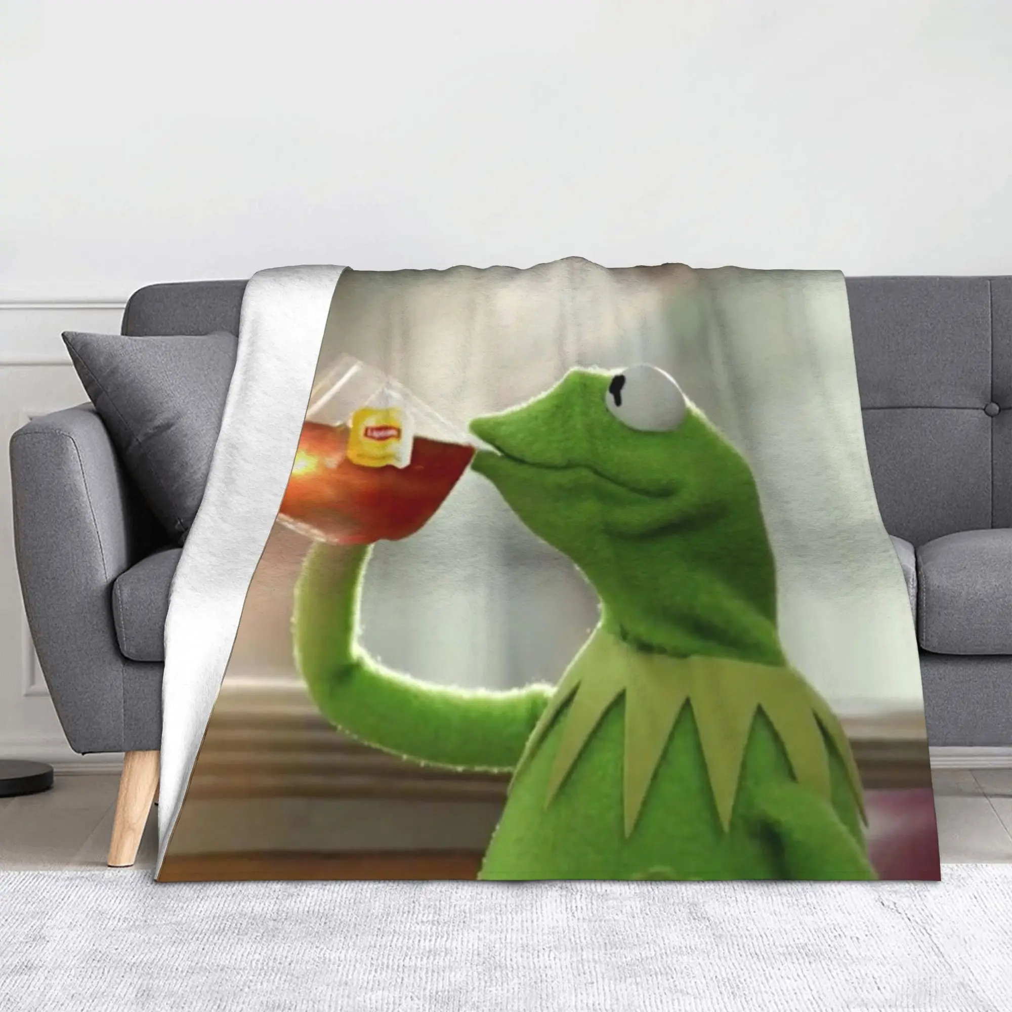 Одеяло Kermit Sipping Tea Muppets, фланелевое летнее многофункциональное супер теплое одеяло для кровати, дивана, ковра
Одеяло Kermit Sipping Tea Muppets, фланелевое летнее многофункциональное супер теплое одеяло для кровати, дивана, ковра