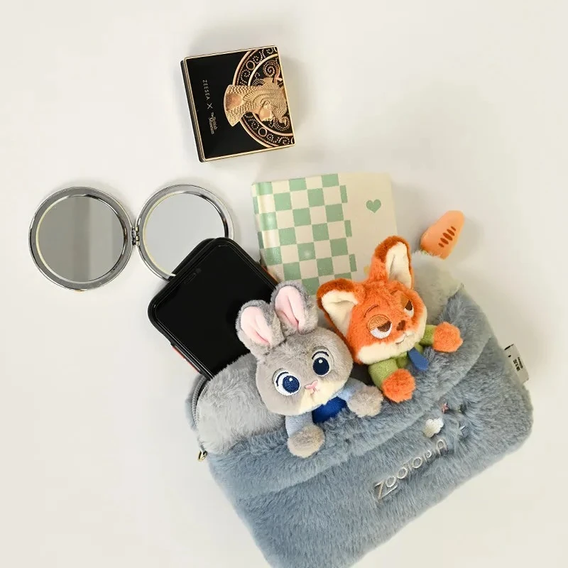 Disney Zootopia Series Judy Nick Plush Cute cartoon bag Crossbody Bag Autumn and Winter Style Small Capacity Portable
Disney Zootopia Series Judy Nick Plush Cute cartoon bag Crossbody Bag Autumn and Winter Style Small Capacity Portable