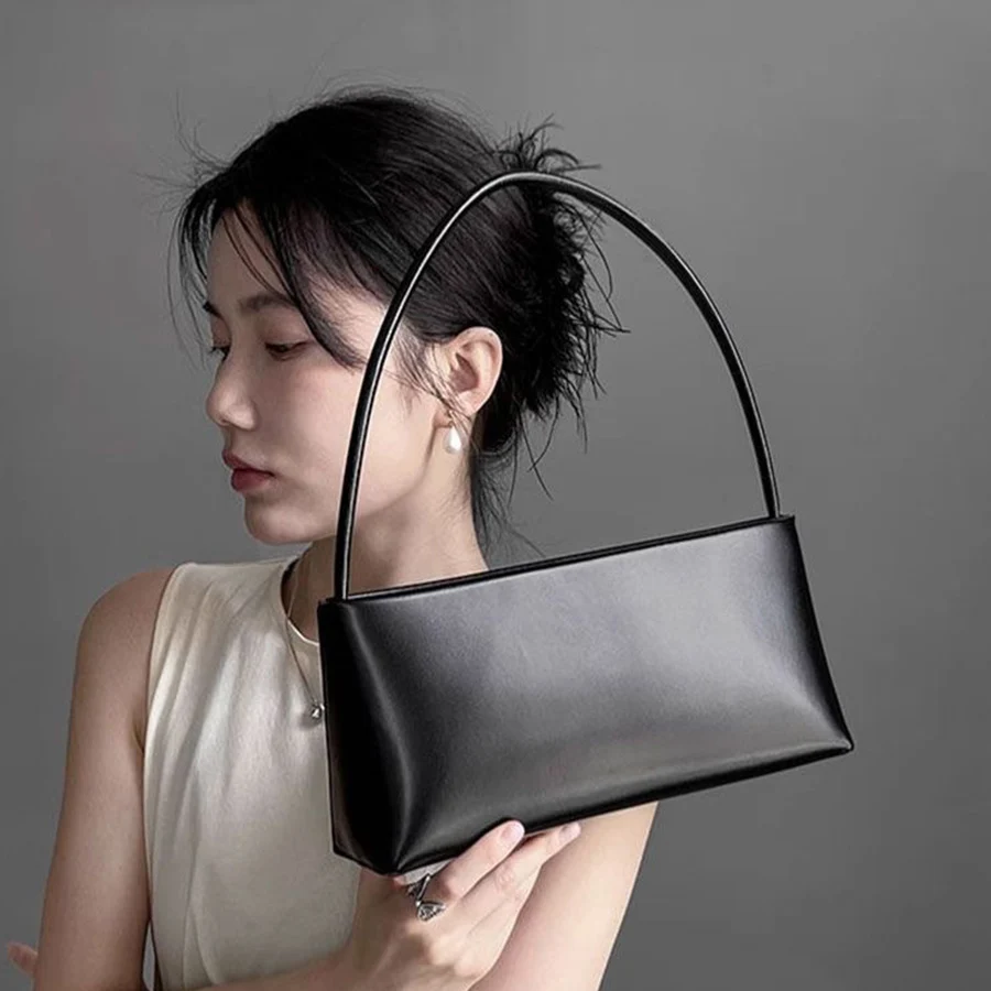 Summer new commute design underarm bag black pu leather armpit shoulder crossbody bag retro casual lightweight zip purse handbag
Summer new commute design underarm bag black pu leather armpit shoulder crossbody bag retro casual lightweight zip purse handbag