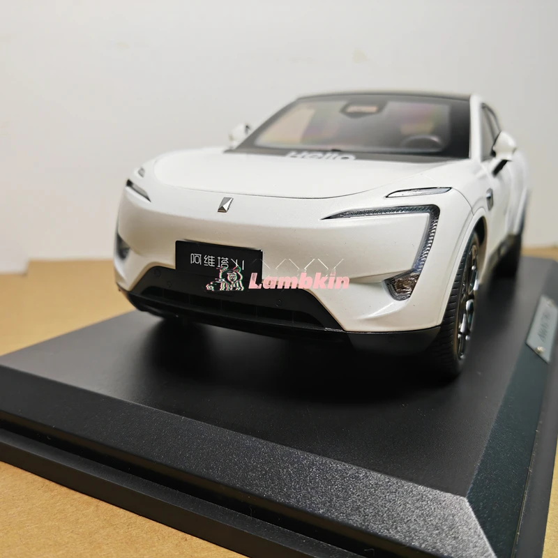 Оригинальная модель автомобиля AVATR 11, 1:18, модель автомобиля из сплава, украшение, подарок, открывающийся, коллекционный подарок
Оригинальная модель автомобиля AVATR 11, 1:18, модель автомобиля из сплава, украшение, подарок, открывающийся, коллекционный подарок