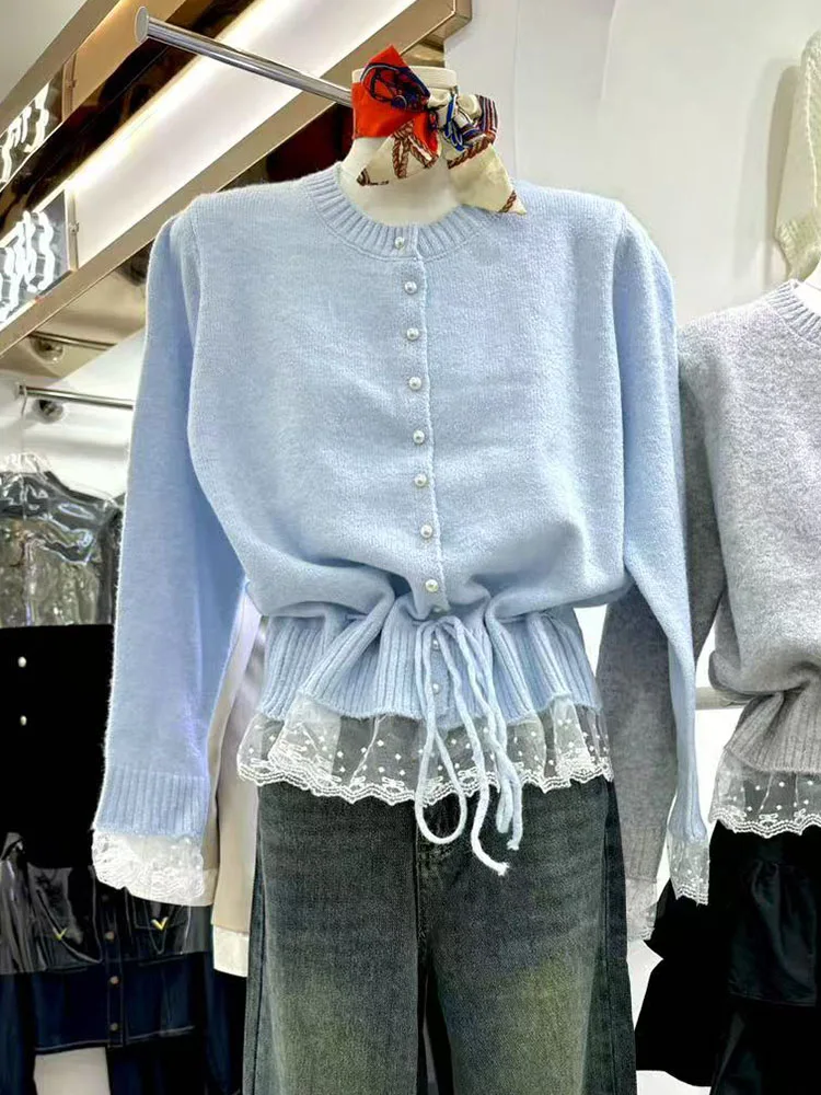 Knitted Sweater Women 2026 Spring New Arrival Pearl Buttons Lace Patchwork Sweaters Pullovers Korean Style Casual Outwear Tops
Knitted Sweater Women 2026 Spring New Arrival Pearl Buttons Lace Patchwork Sweaters Pullovers Korean Style Casual Outwear Tops