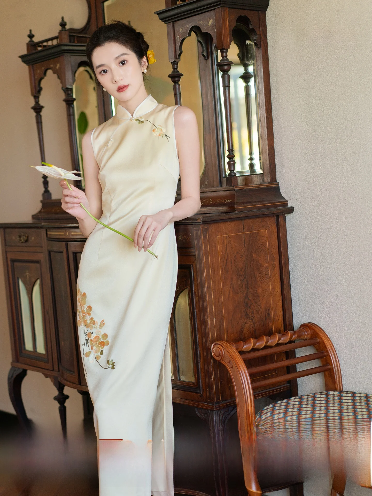 Длинное свадебное платье в китайском национальном стиле для новобрачной, для церемонии и возвращения домой, с высоким разрезом
Длинное свадебное платье в китайском национальном стиле для новобрачной, для церемонии и возвращения домой, с высоким разрезом