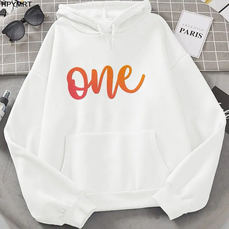 Street Leisure women's creative letter Print loose Clothes Girls and Women Drawstring Pocket Autumn Winter long sleeves Hoodies
Street Leisure women's creative letter Print loose Clothes Girls and Women Drawstring Pocket Autumn Winter long sleeves Hoodies