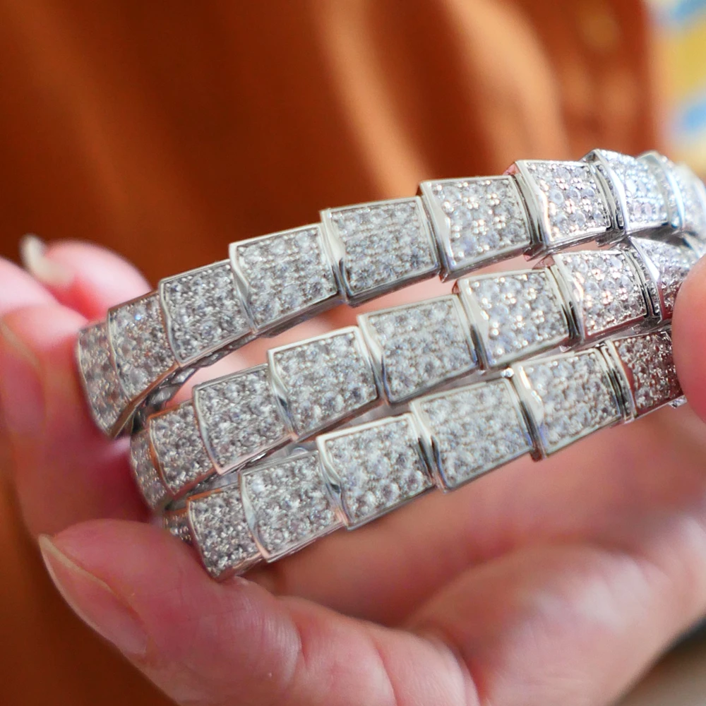 Top Quality Wide Version Full Of Diamond Bangle With Temperament Luxury Jewelry Gift To Friends
Top Quality Wide Version Full Of Diamond Bangle With Temperament Luxury Jewelry Gift To Friends