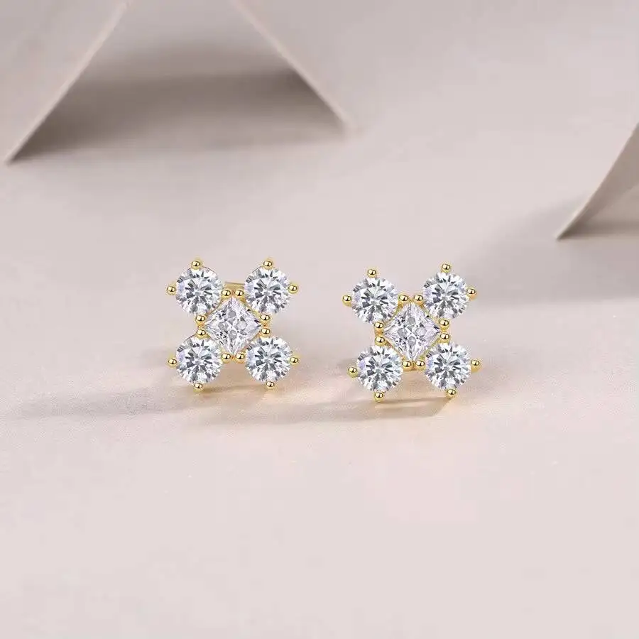 Fine Jewelry 925 Sterling Silver Cross-shaped Moissanite Ear Studs
Fine Jewelry 925 Sterling Silver Cross-shaped Moissanite Ear Studs
