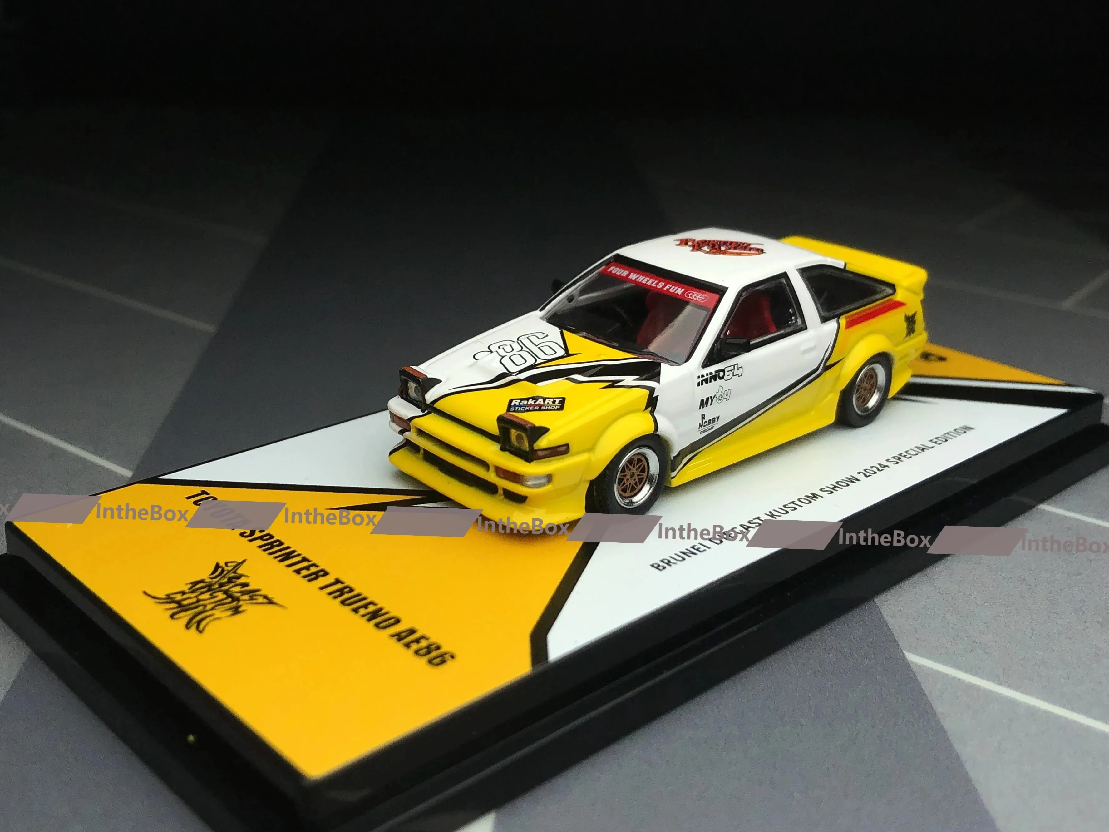 In theBox INNO64 1:64 Sprinter Trueno AE86 "Wildcard" Brunei Exclusive Diecast Model Car Collection Limited Edition Hobby Toys
In theBox INNO64 1:64 Sprinter Trueno AE86 "Wildcard" Brunei Exclusive Diecast Model Car Collection Limited Edition Hobby Toys