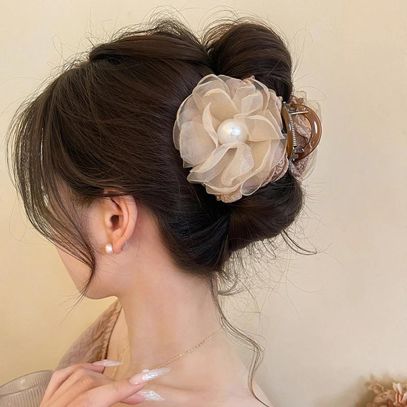 Temperament Fashion Mesh Flower Shark Clip For Women Girls Sweet Versatile Hair Claw Elegant Hair Accessories Headdress Gifts
Temperament Fashion Mesh Flower Shark Clip For Women Girls Sweet Versatile Hair Claw Elegant Hair Accessories Headdress Gifts