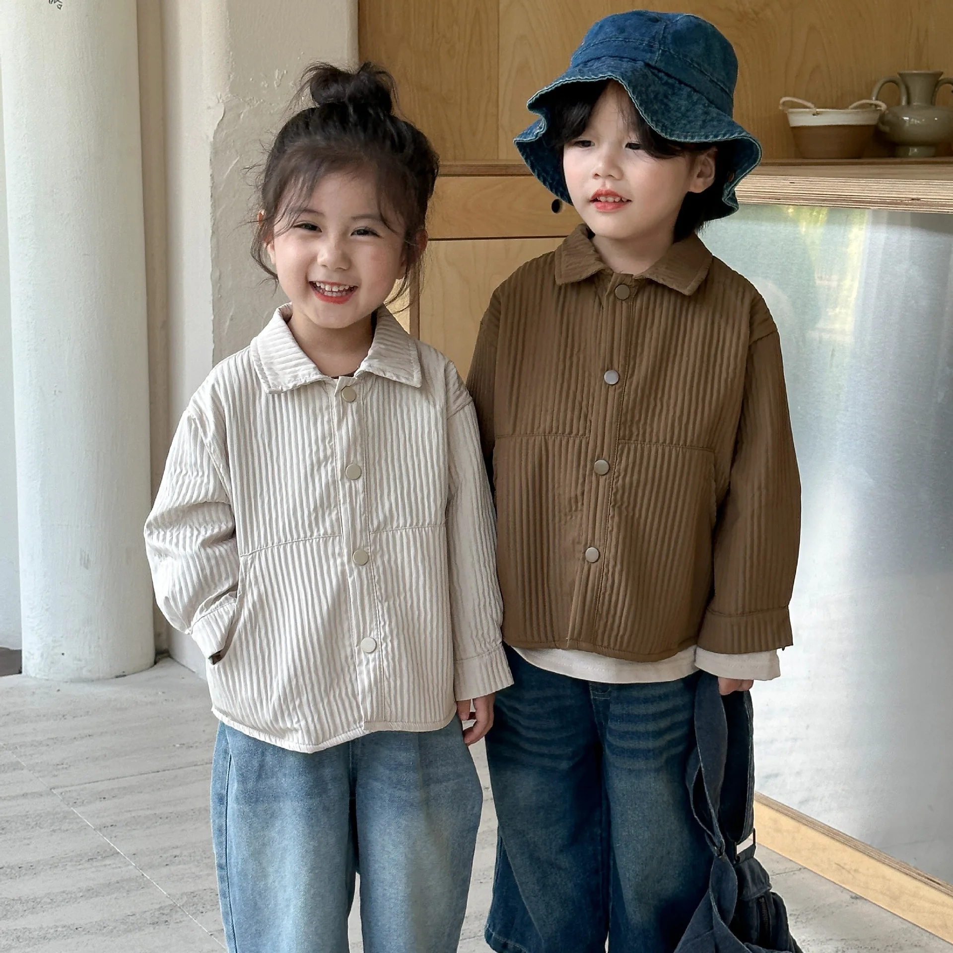 2024 Autumn New Children Long Sleeve Coat Baby Girls Solid Lapel Jacket Toddler Boys Casual Versatile Cardigan Tops Kids Clothes
2024 Autumn New Children Long Sleeve Coat Baby Girls Solid Lapel Jacket Toddler Boys Casual Versatile Cardigan Tops Kids Clothes