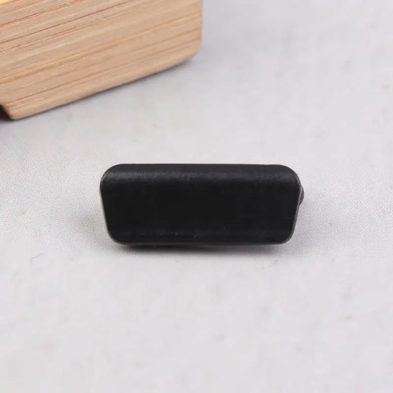 1PCS Anti-Dust Charging Rubber Cap for Garmin Edge 1030 USB Cover Bottom Accessory Charging Port Plug Protector
1PCS Anti-Dust Charging Rubber Cap for Garmin Edge 1030 USB Cover Bottom Accessory Charging Port Plug Protector