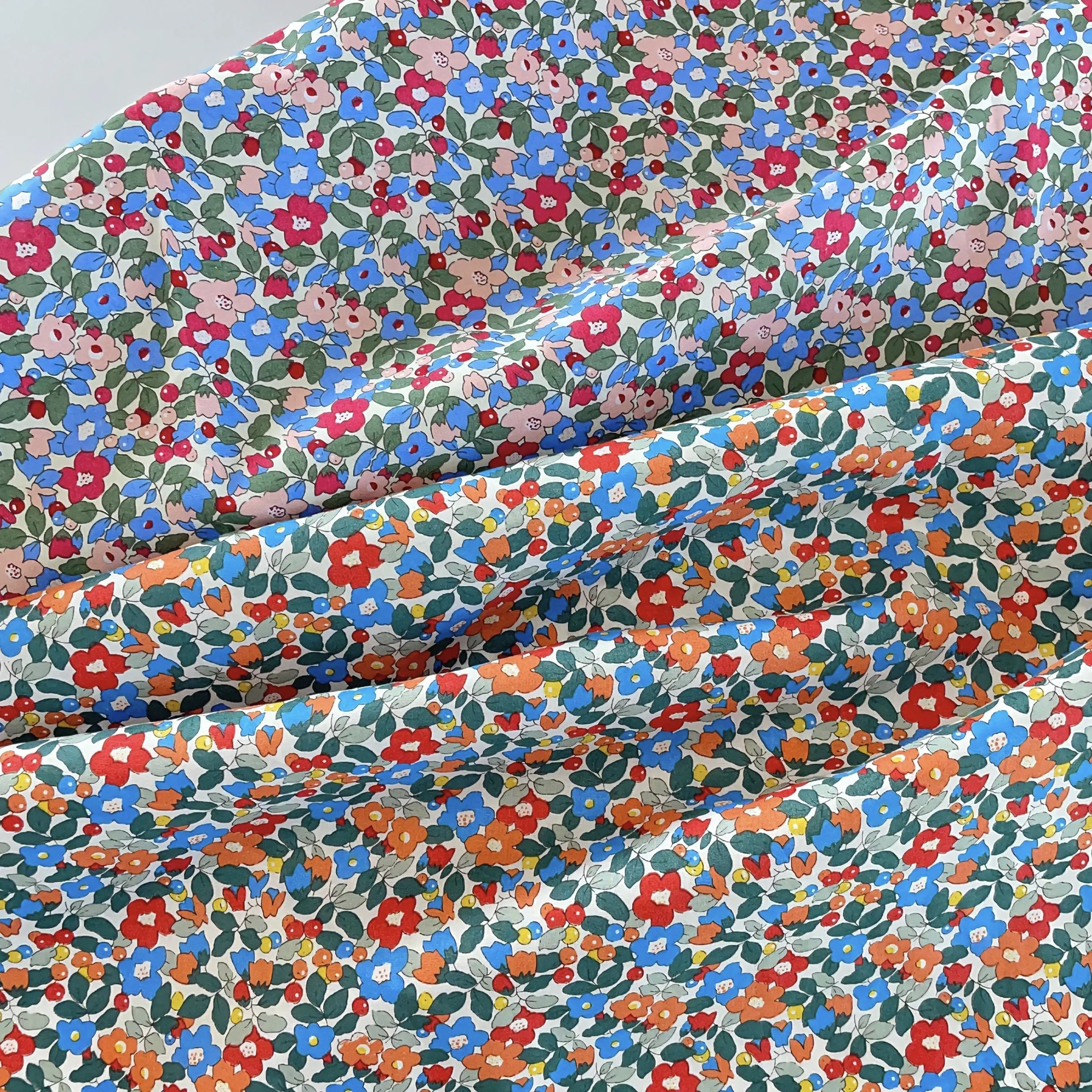 0.5m/1m/2m/3m/5m Colorful Small Floral Fabric 100% Cotton for Dressmaking DIY Projects for Women's Clothing Sweet Feminine Style
0.5m/1m/2m/3m/5m Colorful Small Floral Fabric 100% Cotton for Dressmaking DIY Projects for Women's Clothing Sweet Feminine Style