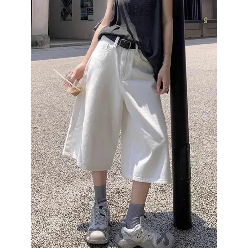 White Wide Leg Seven-Foot Denim Shorts Women Summer American Retro High Waist Loose Slimming Large Size Straight Tube Mid-Pants
White Wide Leg Seven-Foot Denim Shorts Women Summer American Retro High Waist Loose Slimming Large Size Straight Tube Mid-Pants