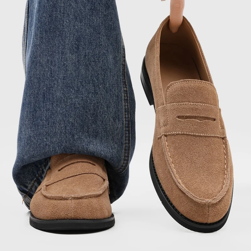 Brand's New Summer Men's Comfortable Flat Bottomed Casual Loafers Fashionable Outdoor Men's Breathable and Non Slip Boat Shoes
Brand's New Summer Men's Comfortable Flat Bottomed Casual Loafers Fashionable Outdoor Men's Breathable and Non Slip Boat Shoes