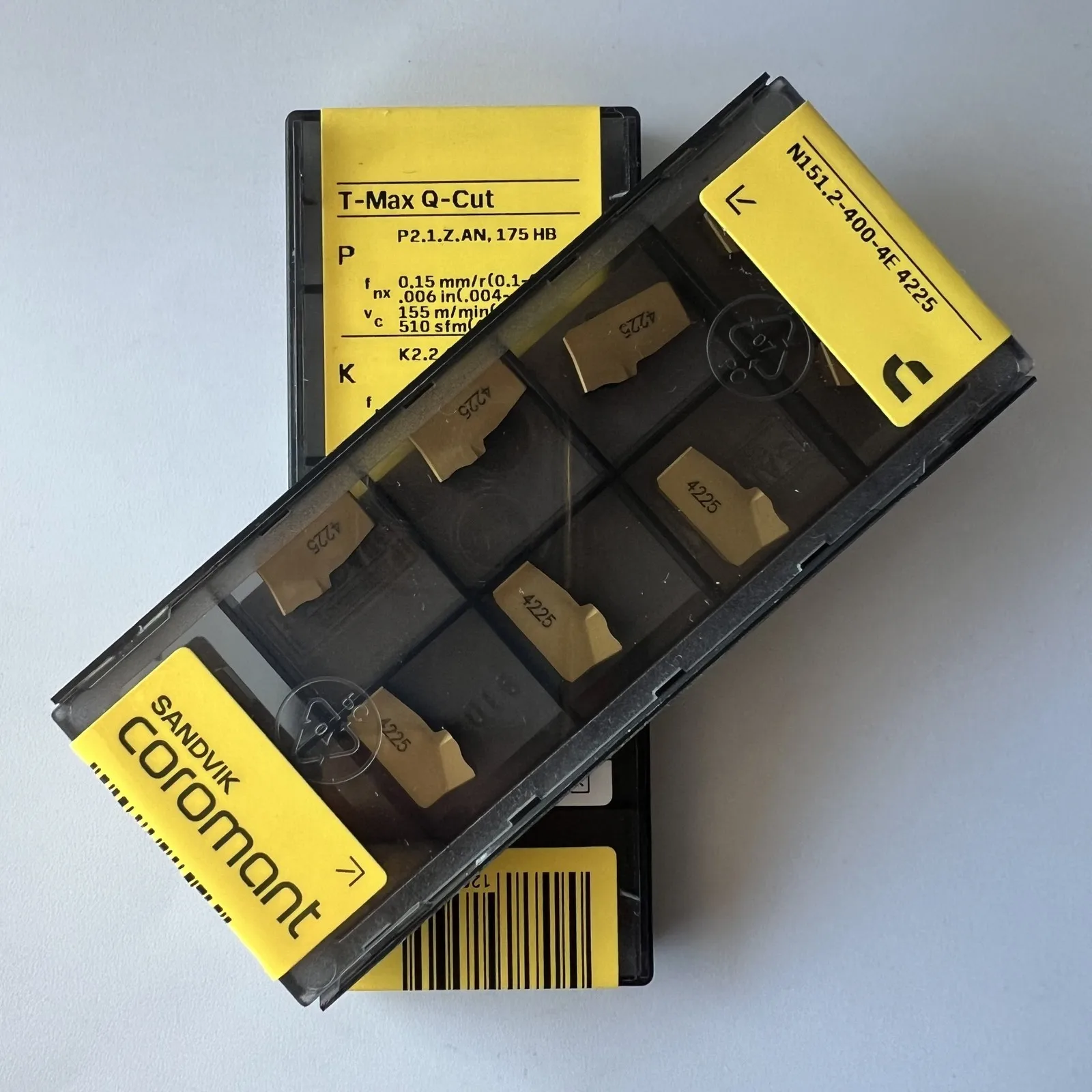 SANDVIK / N151.2-400-4E 4225 / Оригинальные шведские лезвия из твердого сплава, 10 шт.
SANDVIK / N151.2-400-4E 4225 / Оригинальные шведские лезвия из твердого сплава, 10 шт.