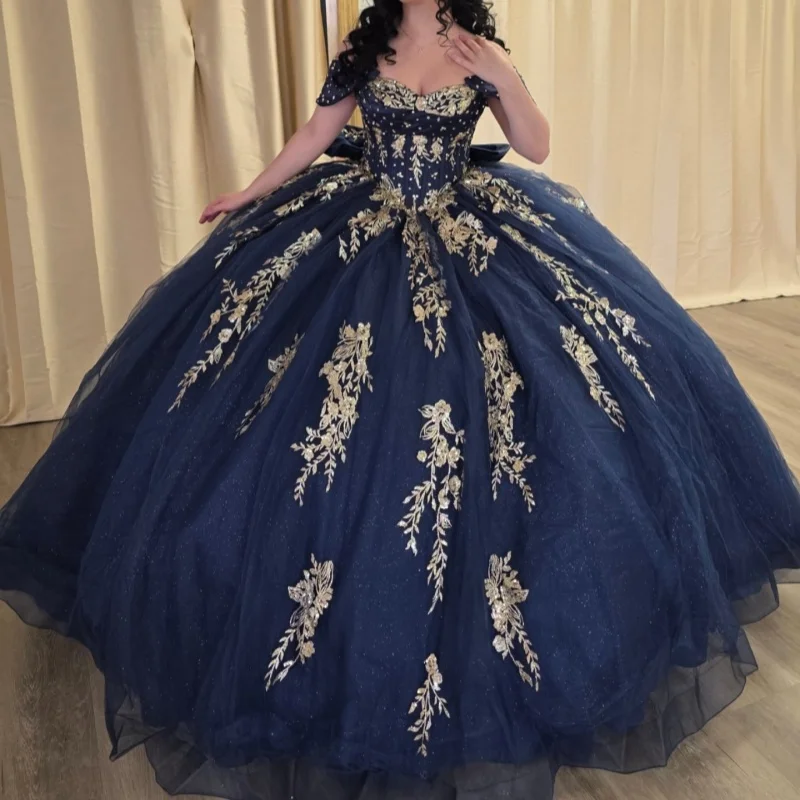 Dark Blue Quinceanera Dresses Off the Shoulder Decal Golden Glitter Long tail Bow Vestidoe 15 Quinceanera Customize
Dark Blue Quinceanera Dresses Off the Shoulder Decal Golden Glitter Long tail Bow Vestidoe 15 Quinceanera Customize