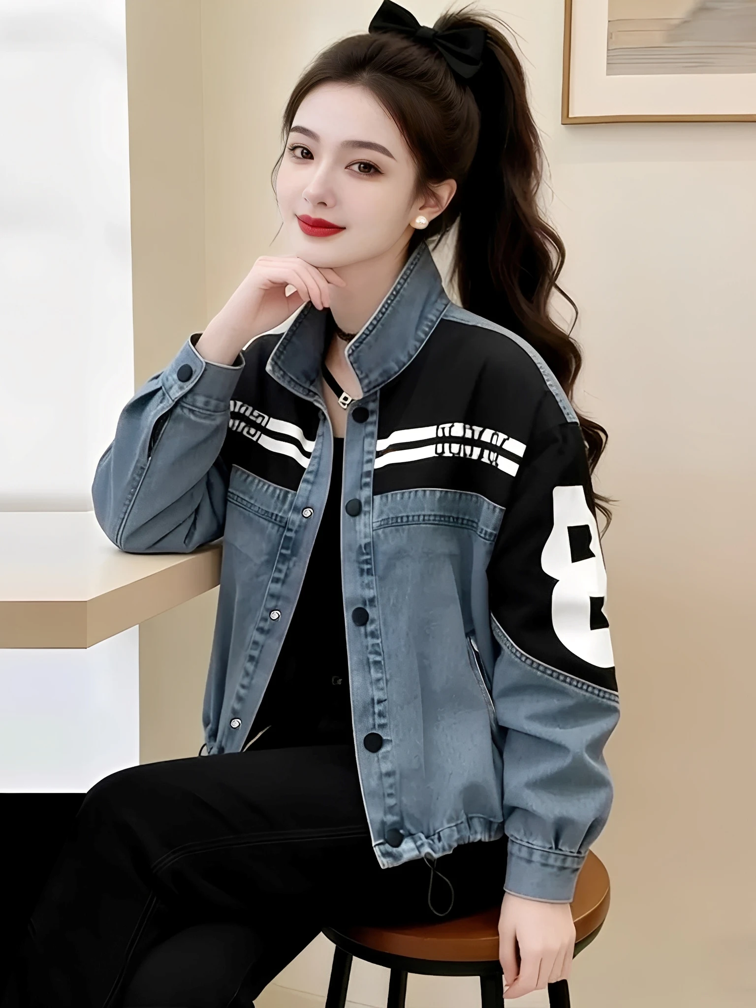 Stylish Short Spliced Denim Jacket Women's Fashion Casual Shirt Spring Autumn New Style Commute Style Straight Tube Type
Stylish Short Spliced Denim Jacket Women's Fashion Casual Shirt Spring Autumn New Style Commute Style Straight Tube Type