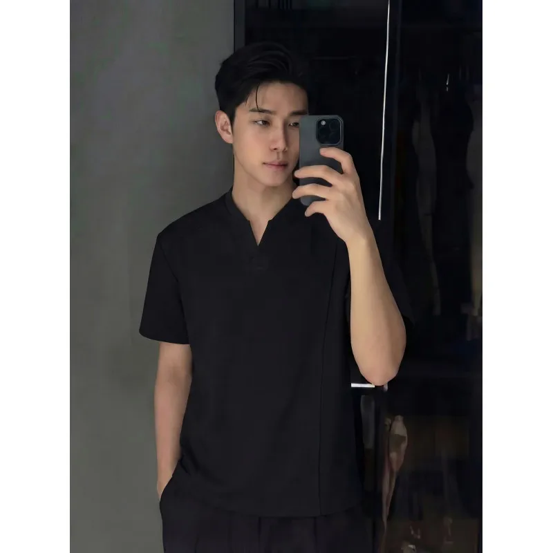 2026 Summer Men's V-neck Front-Plaid Blazer Short-Sleeved T-Shirt for Large Size Casual Summer Wear Top
2026 Summer Men's V-neck Front-Plaid Blazer Short-Sleeved T-Shirt for Large Size Casual Summer Wear Top