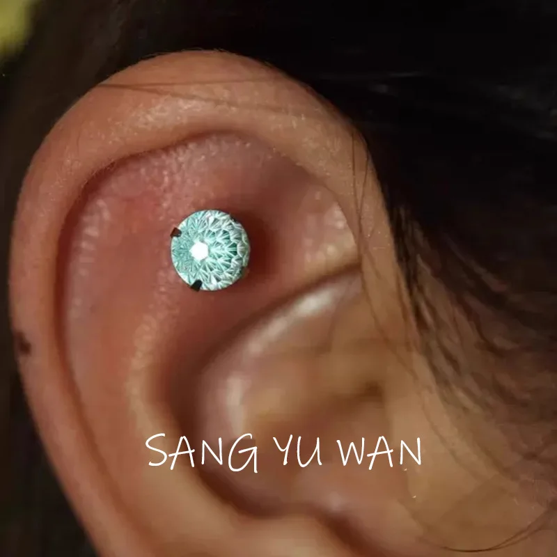 Cartilage Studs Firework Cut Sparkling Flat Back Titanium Steel Silver Tone Lightweight Chic Durable Sturdy Everyday Commute
Cartilage Studs Firework Cut Sparkling Flat Back Titanium Steel Silver Tone Lightweight Chic Durable Sturdy Everyday Commute
