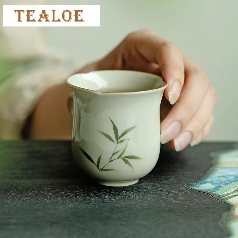 2pc/lot Hand-painted Bamboo Master Cup Ceramic Flower Mouth Tea Cup Small Tasting Mug Retro Sample Tea Cup
2pc/lot Hand-painted Bamboo Master Cup Ceramic Flower Mouth Tea Cup Small Tasting Mug Retro Sample Tea Cup