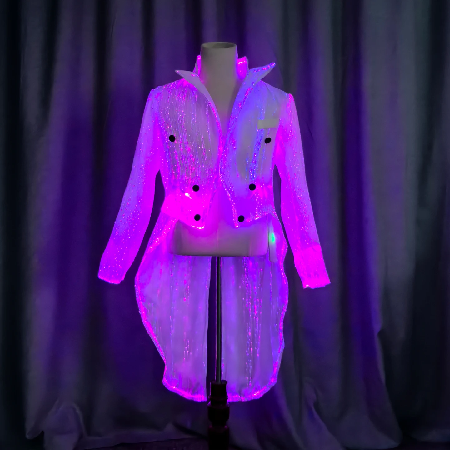 Fashionable Glowing Men's Suit Jacket Performance Evening Gown Optical Fiber Design Men's Outerwear Wedding Party Coat
Fashionable Glowing Men's Suit Jacket Performance Evening Gown Optical Fiber Design Men's Outerwear Wedding Party Coat