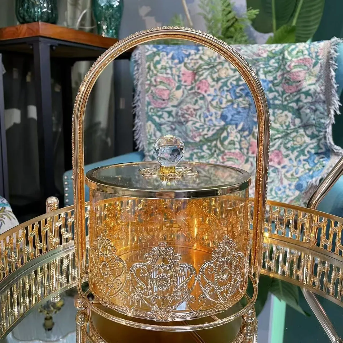 Cx light luxury flower portable snack jar crystal glass storage plate European style living room bedroom coffee table home
Cx light luxury flower portable snack jar crystal glass storage plate European style living room bedroom coffee table home