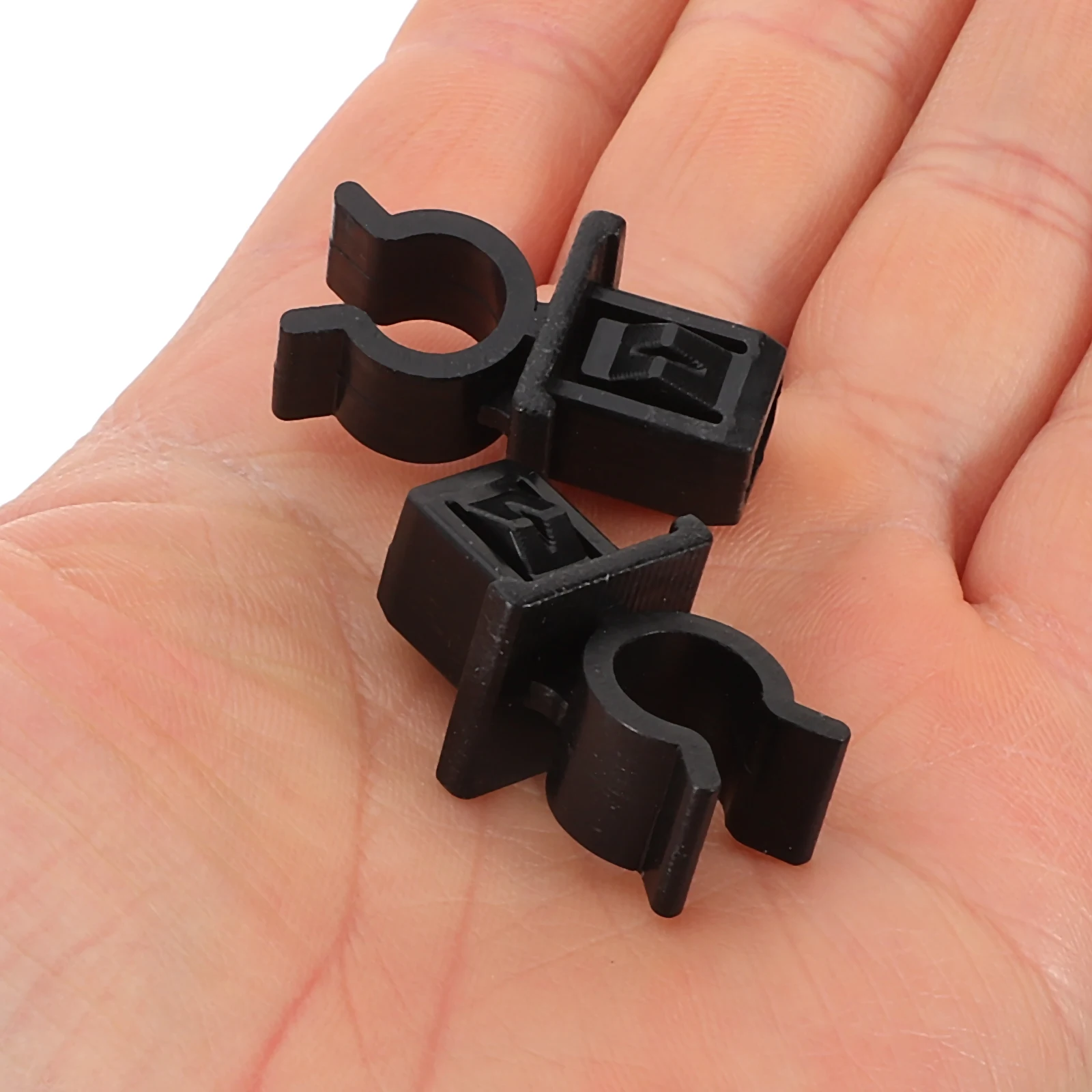 50pcs Wheel Racks Lock Spare Tire Mount Clips Durable Secure Fastener Easy Installation Compatible Universal Spare
50pcs Wheel Racks Lock Spare Tire Mount Clips Durable Secure Fastener Easy Installation Compatible Universal Spare