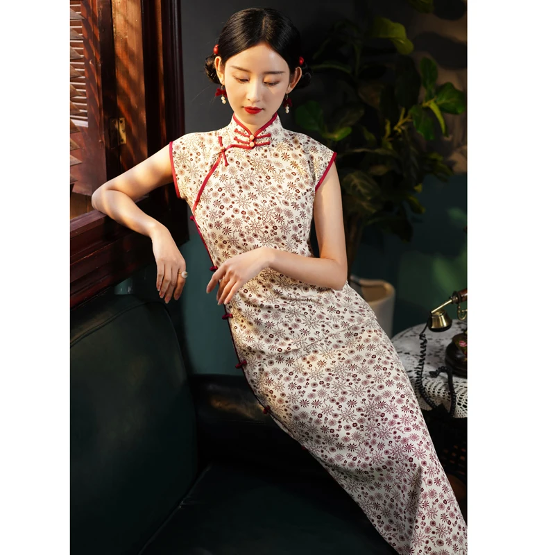 Wan Yang Summer New Retro Style One-Piece Sleeveless Elegant Young Daily Long Floral Patterned Polyester Fabric
Wan Yang Summer New Retro Style One-Piece Sleeveless Elegant Young Daily Long Floral Patterned Polyester Fabric