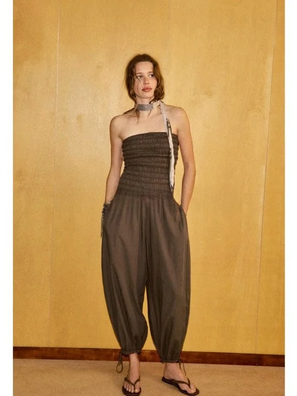 Summer Women's Romper Shoulder Bared Elastic Drawstring Pants Footfall Decoration Straight Collar Street Style High Waist Lon...
Summer Women's Romper Shoulder Bared Elastic Drawstring Pants Footfall Decoration Straight Collar Street Style High Waist Lon...
