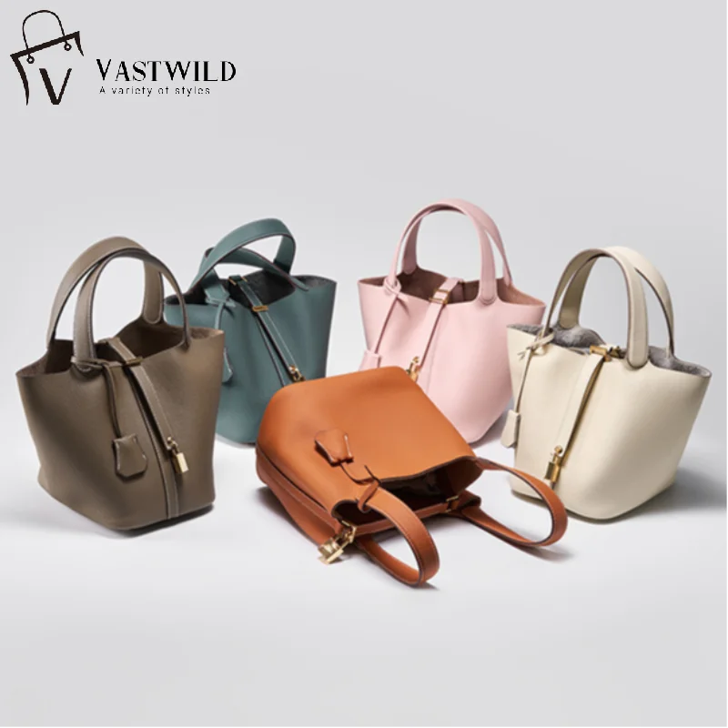 Ladies Handbag Female Bucket Bag Basket Shoulder Bag Travel BagLeather Bucket BagLarge Soft Leather Tote with Lock Daily
Ladies Handbag Female Bucket Bag Basket Shoulder Bag Travel BagLeather Bucket BagLarge Soft Leather Tote with Lock Daily