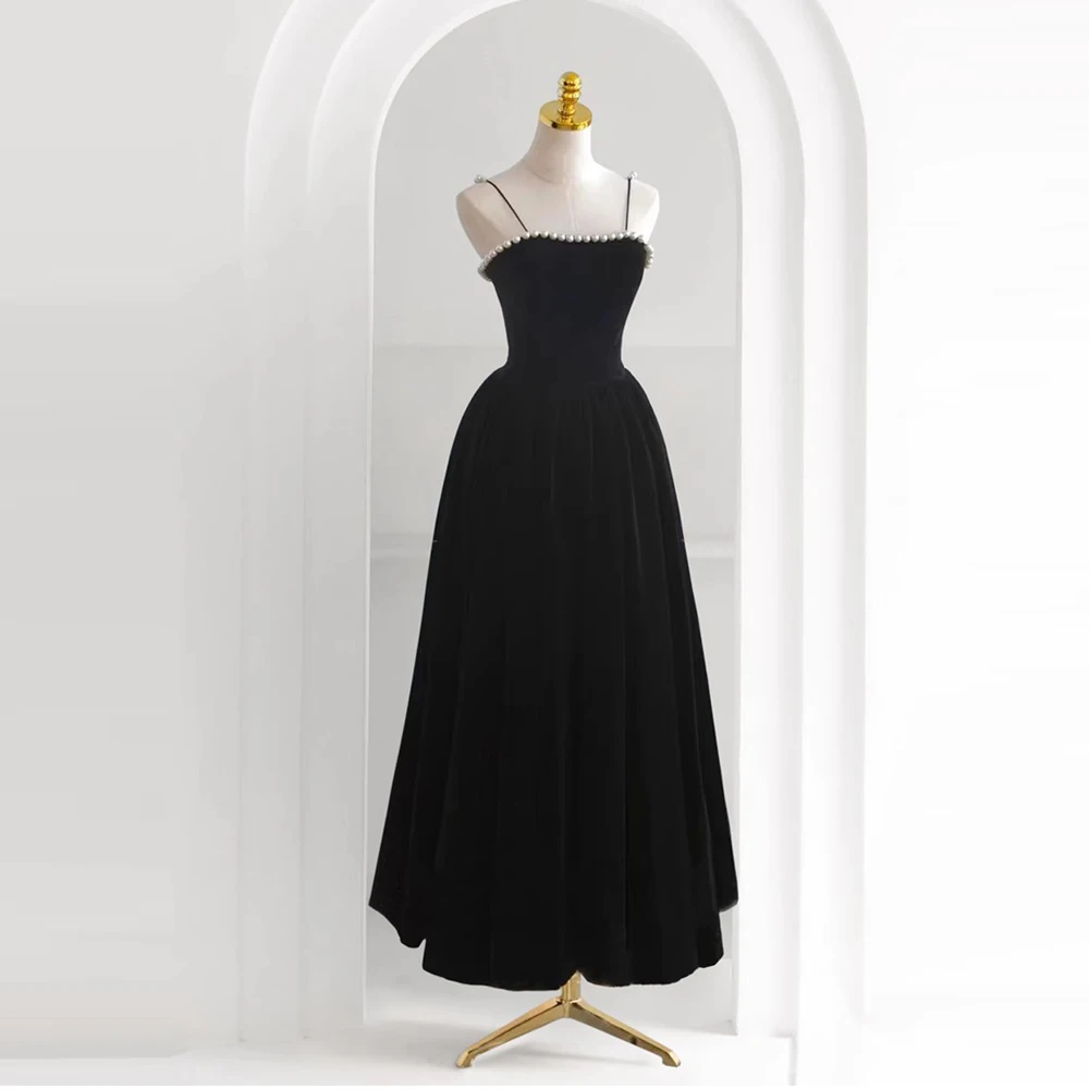 Strap Women black evening dress pearl Party Dress Ladies Evening Vestidos cocktails satin A-line formal dress for wedding
Strap Women black evening dress pearl Party Dress Ladies Evening Vestidos cocktails satin A-line formal dress for wedding