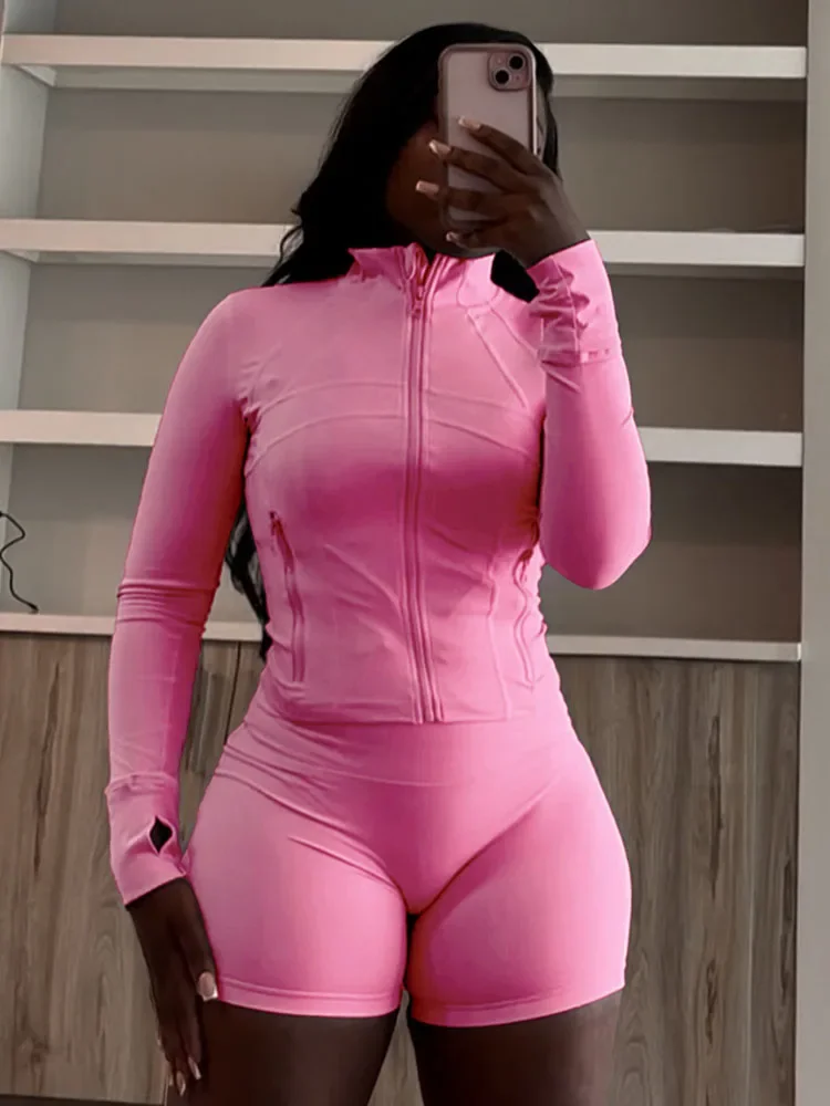 Doyerl однотонный повседневный спортивный костюм для женщин, комплект из 2 предметов для активного отдыха, куртка на молнии с длинными рукавами, топ и шорты, спортивный костюм, одинаковые комплекты 
Doyerl однотонный повседневный спортивный костюм для женщин, комплект из 2 предметов для активного отдыха, куртка на молнии с длинными рукавами, топ и шорты, спортивный костюм, одинаковые комплекты