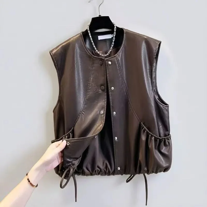 Vintage Brown Pu Leather Clothing Vest Coat Women's Spring Autumn Premium Motorcycle Short Sleeveless Leather Jacket Top
Vintage Brown Pu Leather Clothing Vest Coat Women's Spring Autumn Premium Motorcycle Short Sleeveless Leather Jacket Top