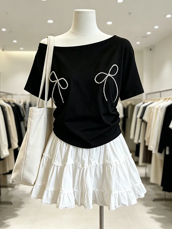 Large Size Summer Women's Fashion Set with Knot Oblique Shoulder A-Line Skirt Two-Piece Suit for Commuting
Large Size Summer Women's Fashion Set with Knot Oblique Shoulder A-Line Skirt Two-Piece Suit for Commuting