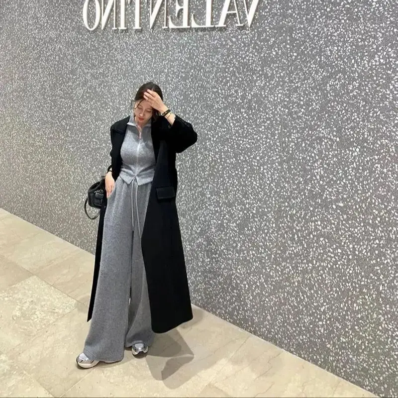 Hsa Autumn and winter two-piece zipper stand-collar top + straight casual pants suit Winter Fall Chic Tops
Hsa Autumn and winter two-piece zipper stand-collar top + straight casual pants suit Winter Fall Chic Tops