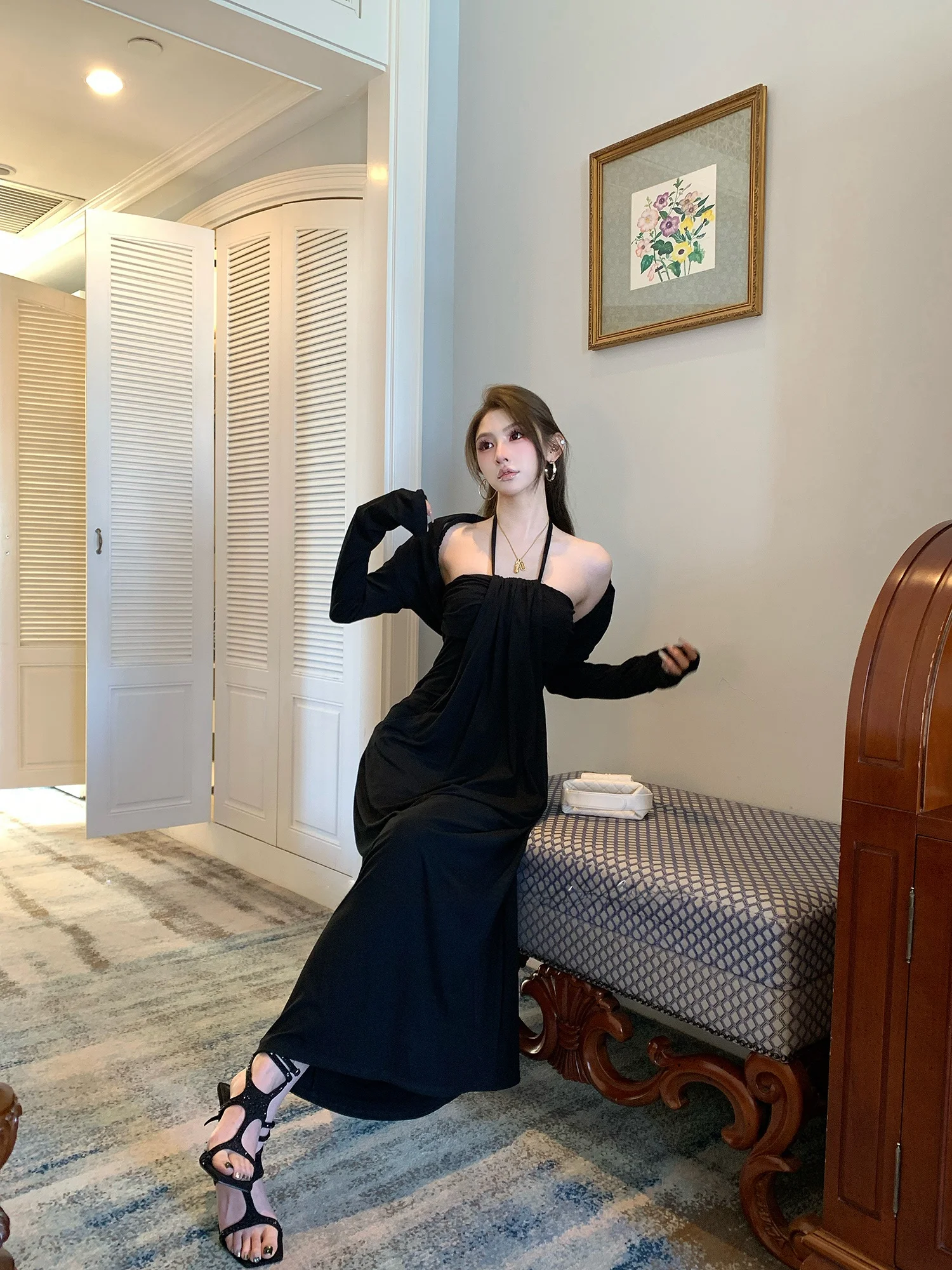 Handwoven Chain Link oulder awl Tee Dimensional Pleated Tube Top Skirt Set Romantic Series Women's Faion Spring Outfit
Handwoven Chain Link oulder awl Tee Dimensional Pleated Tube Top Skirt Set Romantic Series Women's Faion Spring Outfit