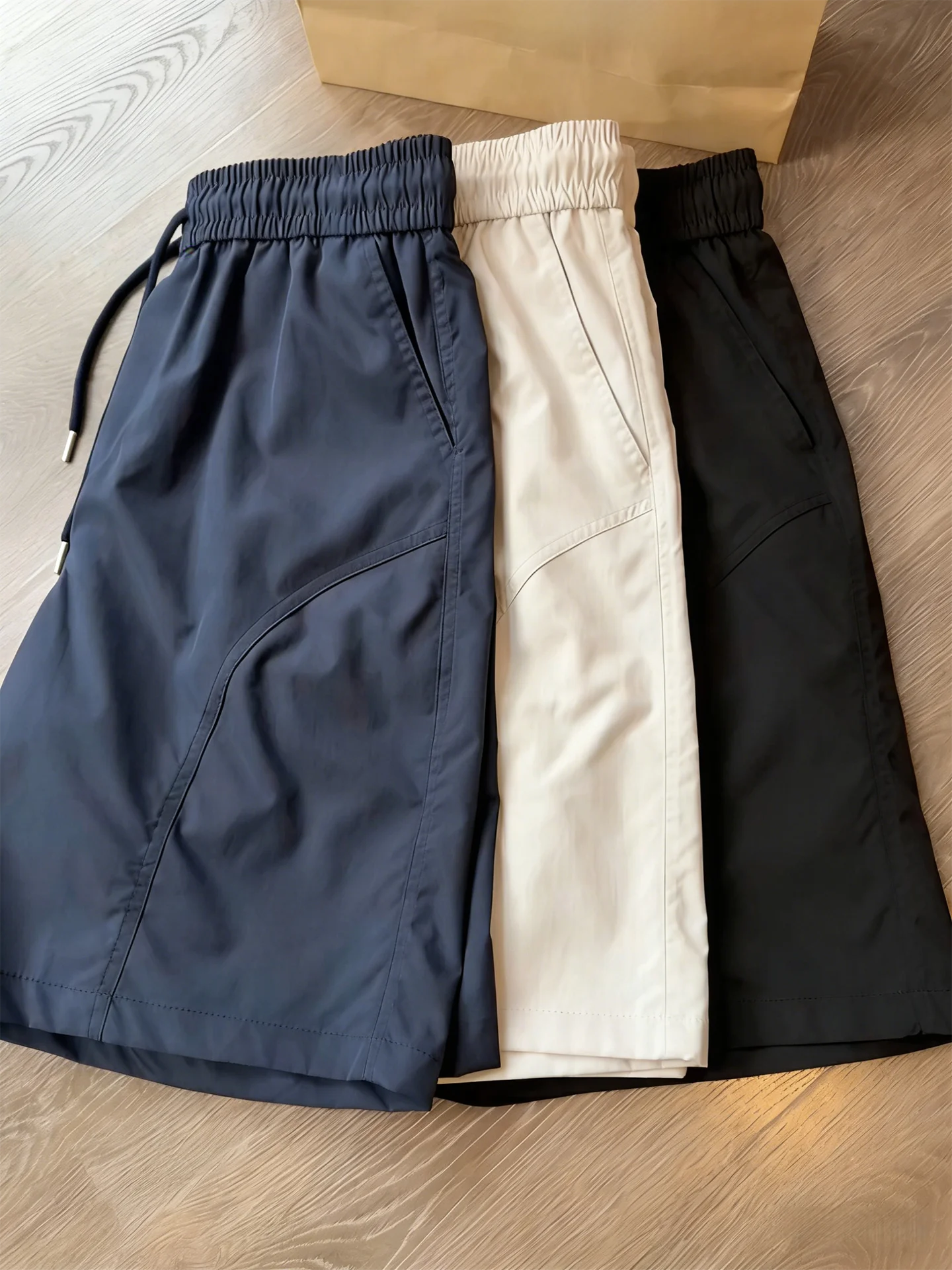 American Style Quick Dry Ice Silk Shorts Men's Summer Outdoor Running Fitness Five-Quarter Length Beachwear Polyester Fiber
American Style Quick Dry Ice Silk Shorts Men's Summer Outdoor Running Fitness Five-Quarter Length Beachwear Polyester Fiber