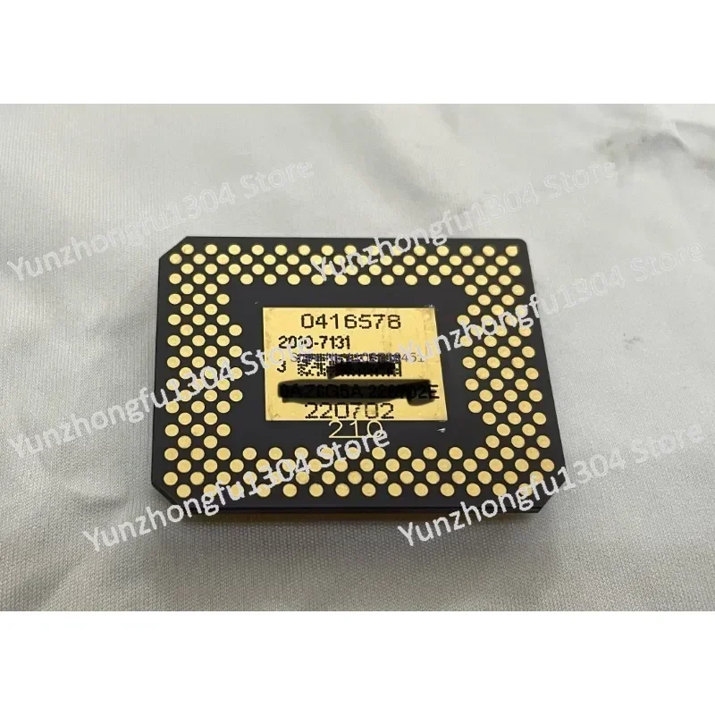 Original Projector DMD Imaging Chip 2010-7030/2010-7031/7032/7131/7130 Almost New
Original Projector DMD Imaging Chip 2010-7030/2010-7031/7032/7131/7130 Almost New