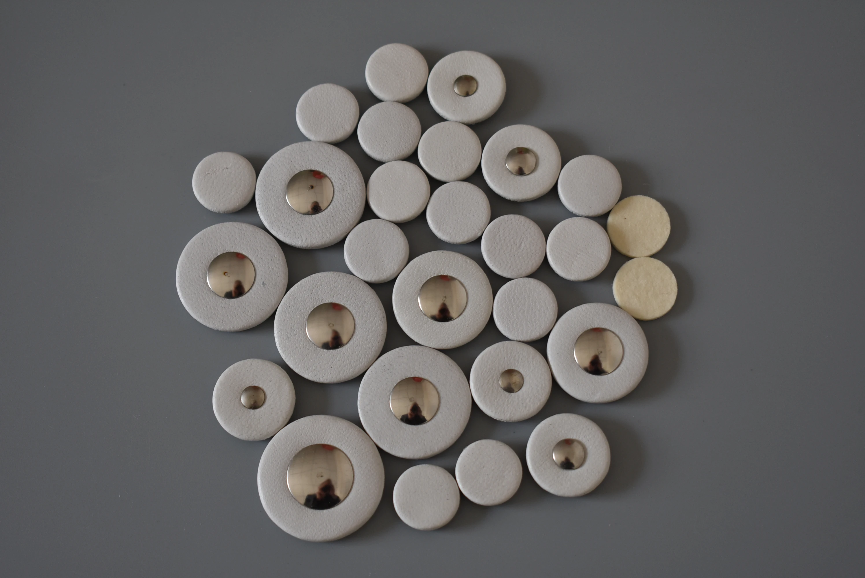 1 Set Bass Clarinet Leather Pad Leather Pad Musical Instrument Accessories Repair Parts
1 Set Bass Clarinet Leather Pad Leather Pad Musical Instrument Accessories Repair Parts