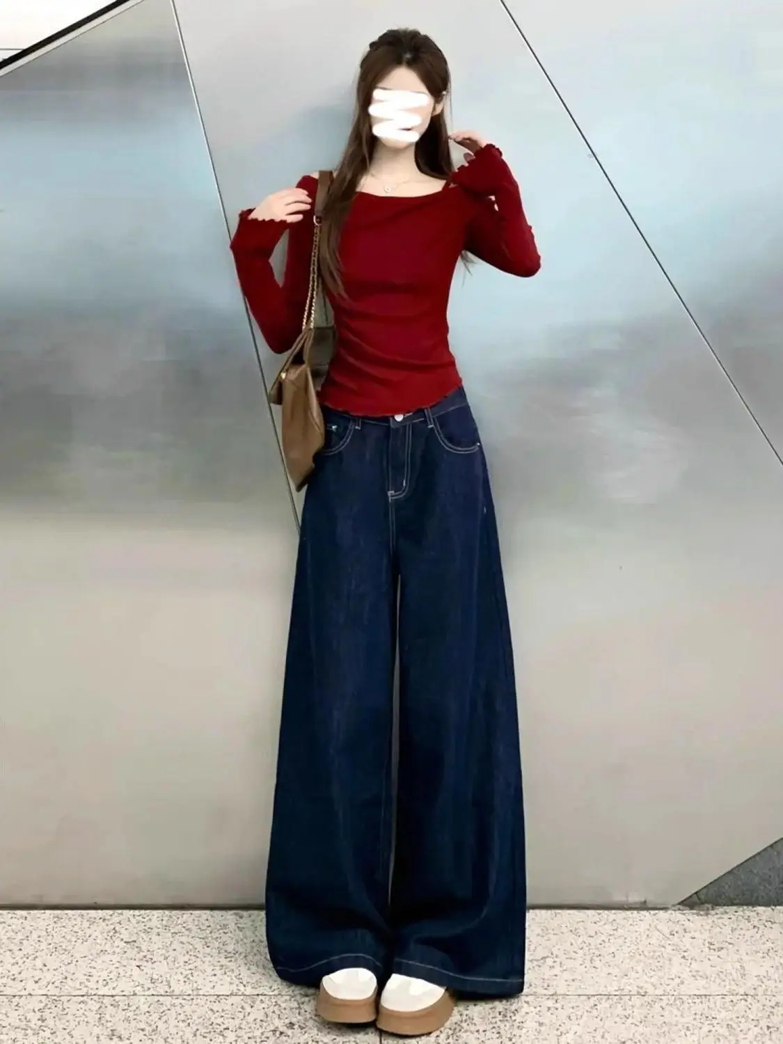 Ретро-джинсы с высокой талией и широкими штанинами, свободные, стройнящие, универсальные, длиной в пол, осенняя новинка
Ретро-джинсы с высокой талией и широкими штанинами, свободные, стройнящие, универсальные, длиной в пол, осенняя новинка