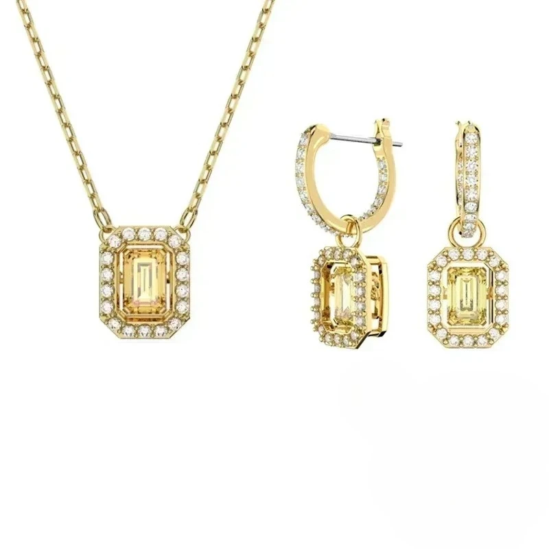 High Quality Original Women's Jewelry Set, Una Series Round Flower Shape Necklace Earrings Set, Suitable for Holiday Gifts
High Quality Original Women's Jewelry Set, Una Series Round Flower Shape Necklace Earrings Set, Suitable for Holiday Gifts