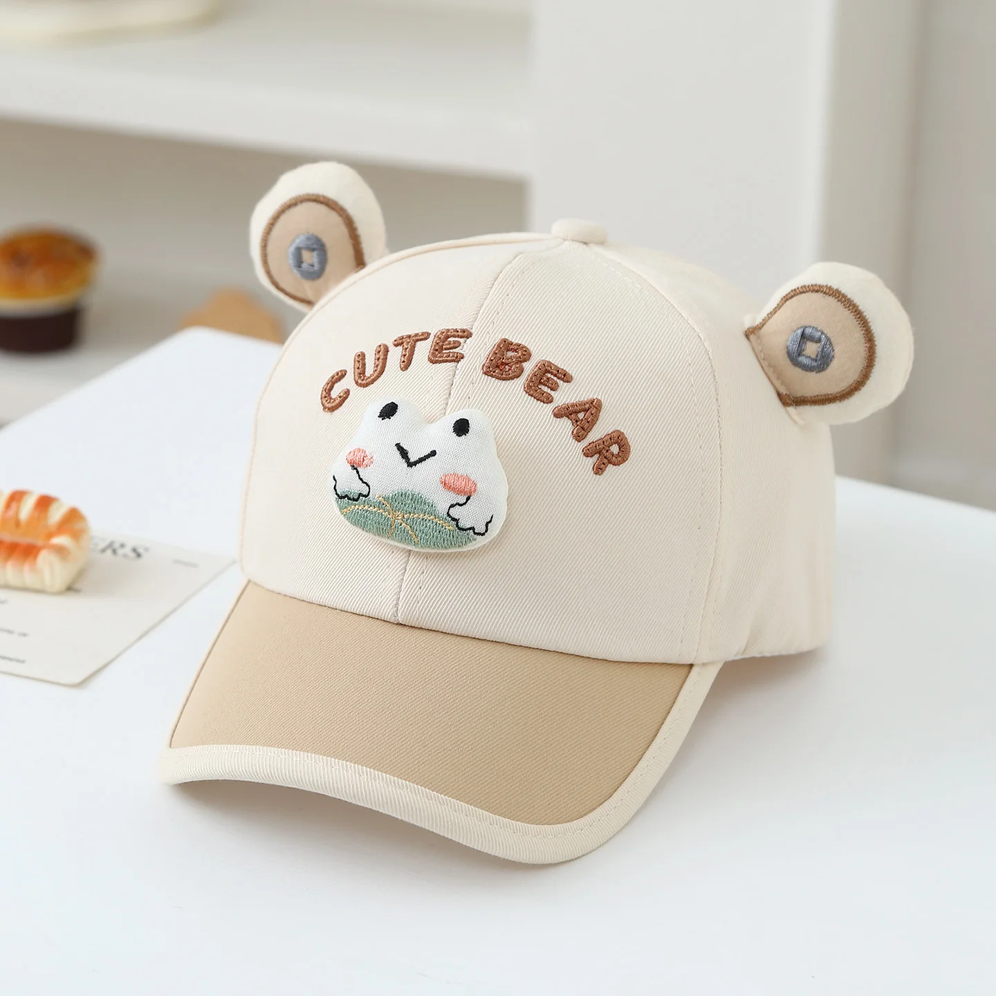 Adorable 3D animal-shaped plastic ears and CUTE BEAR embroidered letter baseball cap for children. Perfect for daily outings.
Adorable 3D animal-shaped plastic ears and CUTE BEAR embroidered letter baseball cap for children. Perfect for daily outings.